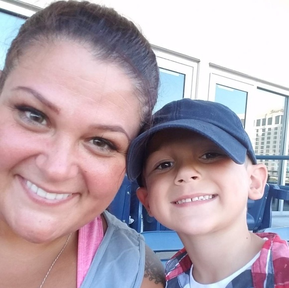 Meet your Posher, Theresa - Picture 8 of 8